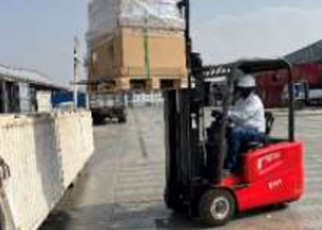 Vehicles and equipments access application service